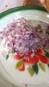 Alat Pengiris Bawang Merah dan Pemotong Keripik Kentang Serbaguna Bahan Kayu Jati