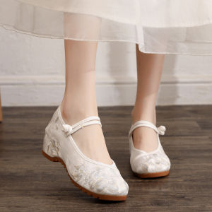Beijing Ladies Embroidered Shoes Ethnic Style Slope Heel Single Shoes for Tea Ceremony Performers And Cheongsam Accompaniments