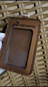 ID Card Holder Oval Kulit Asli FREE Custom Nama & Logo + Free Penjepit Saku