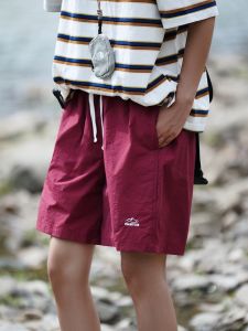 กางเกงลำลองฤดูร้อน กางเกงขายาวทรงหลวมระบายอากาศได้ดี 5 นิ้ว กางเกงขาสั้นชายหาด กางเกงกีฬาพื้นฐาน กางเกงขายาวสำหรับกลางแจ้ง แห้งเร็ว