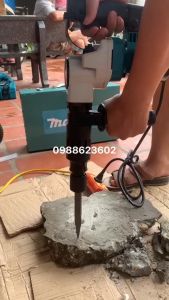 MÁY ĐỤC BÊ TÔNG Nhật Bản MAKITA-HM0810T - Công suất1200W