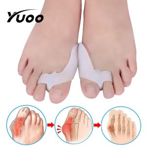 นี่คือ ผลิตภัณฑ์ ตัวแก้ไขนิ้วหัวแม่มือเจลซิลิโคน 2 ชิ้น ปลา ที่ปลอดภัยในการป้องกันโดยเท้า รวมถึงสารเครื่องมือปรับดูแลเท้ายืดที่คั่นนิ้ว