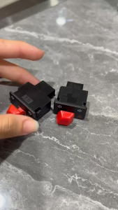 SAKLAR SEN HAZARD TOMBOL SEIN UKURAN 30MM 34MM SAKLAR HONDA MERAH PNP VARIO BEAT DLL ZM55