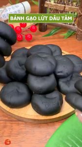 Bánh gạo lứt nhà làm thành phần dâu tằm ít đường thực phẩm lành mạnh để ăn kiêng nhưng vẫn giữ vị ngon đậm đà