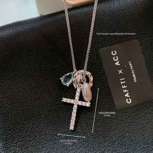 CAFFTI | Design-Sensing Ladies Pearl Necklace with Zircon Cross Pendant