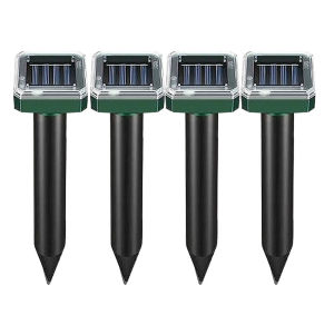 4pcs Solar Animal Repellant Ultrasonic Mouse Repellant for Garden Farm