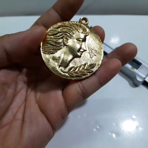 Đông Xu mạ vàng đường kính 50mm sưu tầm second hand Japan
