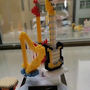 HAHA TOY Block Mini Brick Building Mainan Anak Alat Music Series Blok Kreatifitas Model Guitar Piano