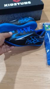 KIDZTUBS Sepatu Futsal Anak Laki Laki Perempuan Usia 6-10 Tahun PAUD TK SD SMP Nomer 28 29 30 31 32 33 34 35 36 37 1407110924