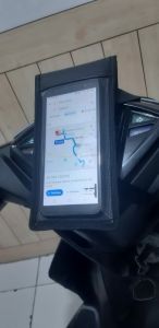 HOLDER HP MOTOR UK LAYAR 5.0-7.0 INCH BAHAN KULIT SINTETIS ANTI AIR BUSA TEBAL BERKUALITAS