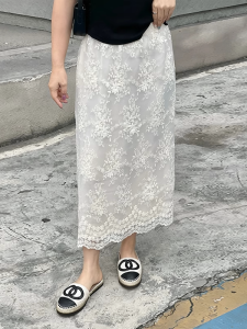Stylish 3D Embroidered High Waist A-Line Midi Skirt for Plus Size Women