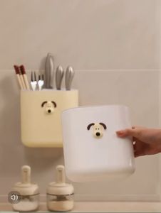 Hộp đựng đũa thìa hộp cài dao treo tường họa tiết hình cún dễ thương chất liệu nhựa PP cao cấp bền đẹp decor bếp