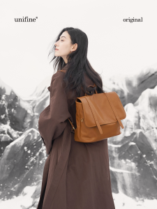 Retro Office Use Large Capacity Lightweight Backpack