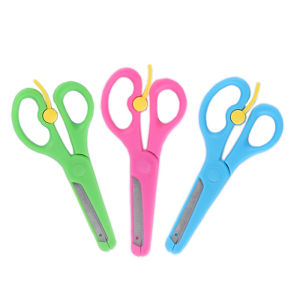 1Pc 135mm Mini Safety Scissors with Round Head for Students and Kids DIY Paper Cutting Handmade Art Craft Supplies Plastic