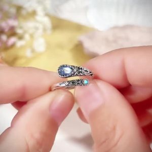 Huitan Retro Simple Flower Pattern Opening Rings With Pear/Round Imitation Moonstone For Women Party Daily Versatile Accessories
