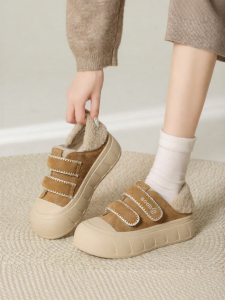 Josiny | Round Toe Thick Sole Hook-and-Loop Closure Warm Lined Casual Sneakers