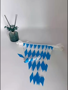 ธง Oktoberfest สีน้ำเงินและสีขาว 20 ผืนทุกๆ 10 เมต ธงปาร์ตี้ ธงราว ธงหลากสี Multicolor Flags