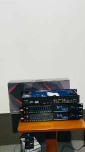 Vang Cơ Lai Số S30 PRO Kết Nối Bluetooth Công Nghệ FBX Chống Hú Cao Cấp Màn Hình LCD Sắc Nét Tích Hợp Đèn LọcHiệu Ứng