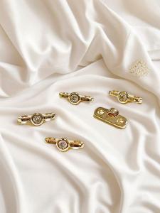 จี้โซ่คอ DIY สองแถว จี้ปมผีเสื้อ Zircon ทองแดงชุบทอง 18K ชุบสีสูง อุปกรณ์ทำเครื่องประดับ จี้โซ่คอ DIY สองแถว