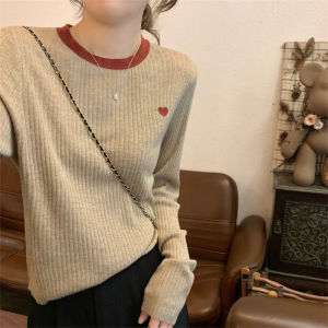 เสื้อเชิ้ตคอตตอนอินทรีย์หลวมๆ สไตล์ฝรั่งเศสสำหรับผู้หญิง ฤดูใบไม้ร่วง/ฤดูหนาว ดีไซน์ปักลายหัวใจ ชุดชั้นใน เสื้อสเวตเตอร์ถัก