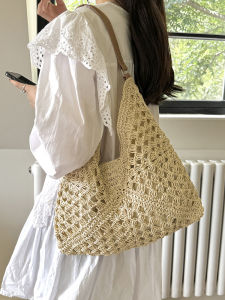 2025 ใหม่Retro Hollowทอกระเป๋ากระเป๋าสะพายความจุขนาดใหญ่กระเป๋าชายหาดแฟชั่นและสบายๆหญ้าทอกระเป๋าสตรี