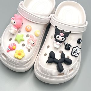 12Pcs/Set Sanrio Cartoon Cute Kuromi Melody Shoes Charms Shoe Accessories Buckles Clogs Decoration for Hole Rubber Clogs