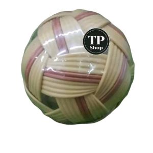 ตะกร้อราคาถูก เป็นตะกร้อเนื้อพลาสติกแข็งขึ้นนรูปอย่างดีราคาประหยัด ได้มาตราฐาน ใช่เล่นกีฬา กลางแจ้ง หรอ ในร่ม กิจกรรมต่างๆ