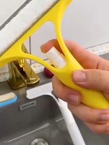 WARS Alat Pembersih Kaca 3 in 1 Wiper Sikat Halus Dengan Spray