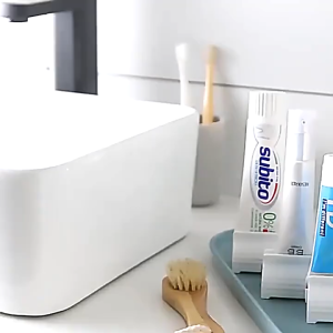 TLE【READY STOCK】Rolling Tube Toothpaste Squeezer Stand Holder Bathroom Home Tool Practical
