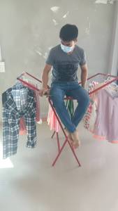 ราวเเขวนผ้าเหล็กพับได้