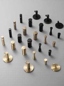 Solid Copper Wall Hooks Entrance Coat Hooks Bathroom Clothes Hooks No Drilling Required Simple European Style Wall Mounted Hooks