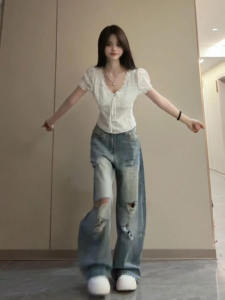 French Unique V-neck Bubble Sleeve T-shirt Summer OOTD Cute Age-defying Top for Small Figures Casual Style Short Sleeve