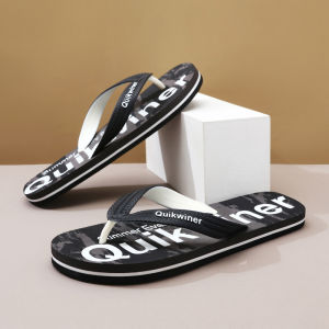 Summer Mens Anti-Slip Bathing Flip Flops Fashionable Beach Shoes Rubber Thong Slippers Trendy Flat Heel Breathable EVA Sole