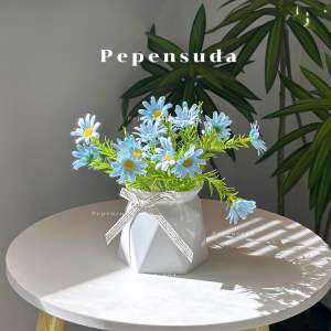 [ออกใบกำกับภาษีได้] ✨🌈ดอกคาโมมายกระถางผูกโบว์🌈✨ สูง 20 ซม. ดอกไม้สำหรับตกแต่ง ดอกไม้ประดิษฐ์