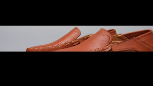 Mens Casual Shoes Breathable Soft Leather Shoes Mens Brown Black Moccasins Shoes Outdoor Mens Slip On Walking Shoes