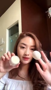 MARCKS Bedak Beauty Powder 20g | Bedak Tabur | Cocok untuk semua jenis kulit | Wajah tampak halus & cantik alami