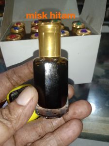 minyak wangi Misk hitam isi 10ml