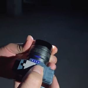 Đèn pin đội đầu cao cấp có ZOOM xa gần 2000w