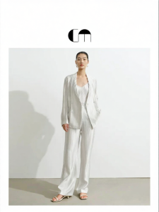 Premium Shimmering Silver Notch Collar Blazer