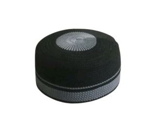 peci bugis rajut sulam tangan