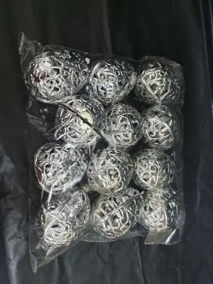 Promosi Sarung Kerawang telur 5cmx7cm. Metallic shining egg shape bekas telur 12pcs in 1 packet.