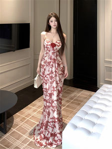 Stunning Bridal Morning Robe with Beautiful Rose Design Strap V-Neck Long Floral Print Dress for Birthday And Wedding