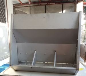 Elite 4 holes Stainless Automatic feeder for Piglets with lid ( self assemble)