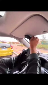 【ถูกที่สุด】ที่วางมือถือในรถยนต์ ที่บังแดดอัพเกรดที่วางโทรศัพท์ในรถยนต์ 1080° ขาตั้งโทรศัพท์ แบบหมุนได้ สําหรับกระจกมองหลังรถยนต์