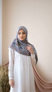 Mevrouw Hijab TREE OF LIFE 120x120 Ultrafine Lasercut