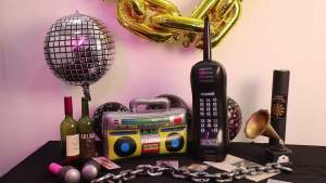 2 Pieces Inflatable Radio Boombox Inflatable Mobile Phone Props for 80s 90s Party Decorations Hip Hop Theme Birthdays Party Supplies