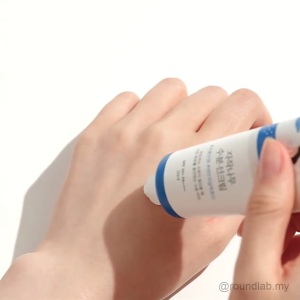 ROUND LAB Sunscreen Birch Juice Moisturizing Hyaluronic Acid Sunblock 50ml SPF50++++。