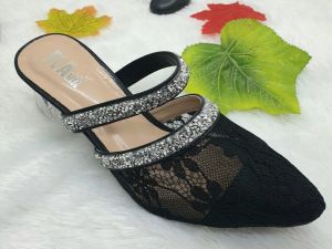 sendal wanita bahan brokat seri cania 012
