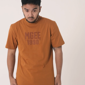 MGee Kaos Pria Lengan Pendek Polos M Gee Oliver C149 Dark Mustard