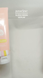Azarine Body Guard Moisturizer Sunscreen Serum SPF50 PA++++ Pink Sweet Treats Sunblock Badan 100 ml XX417